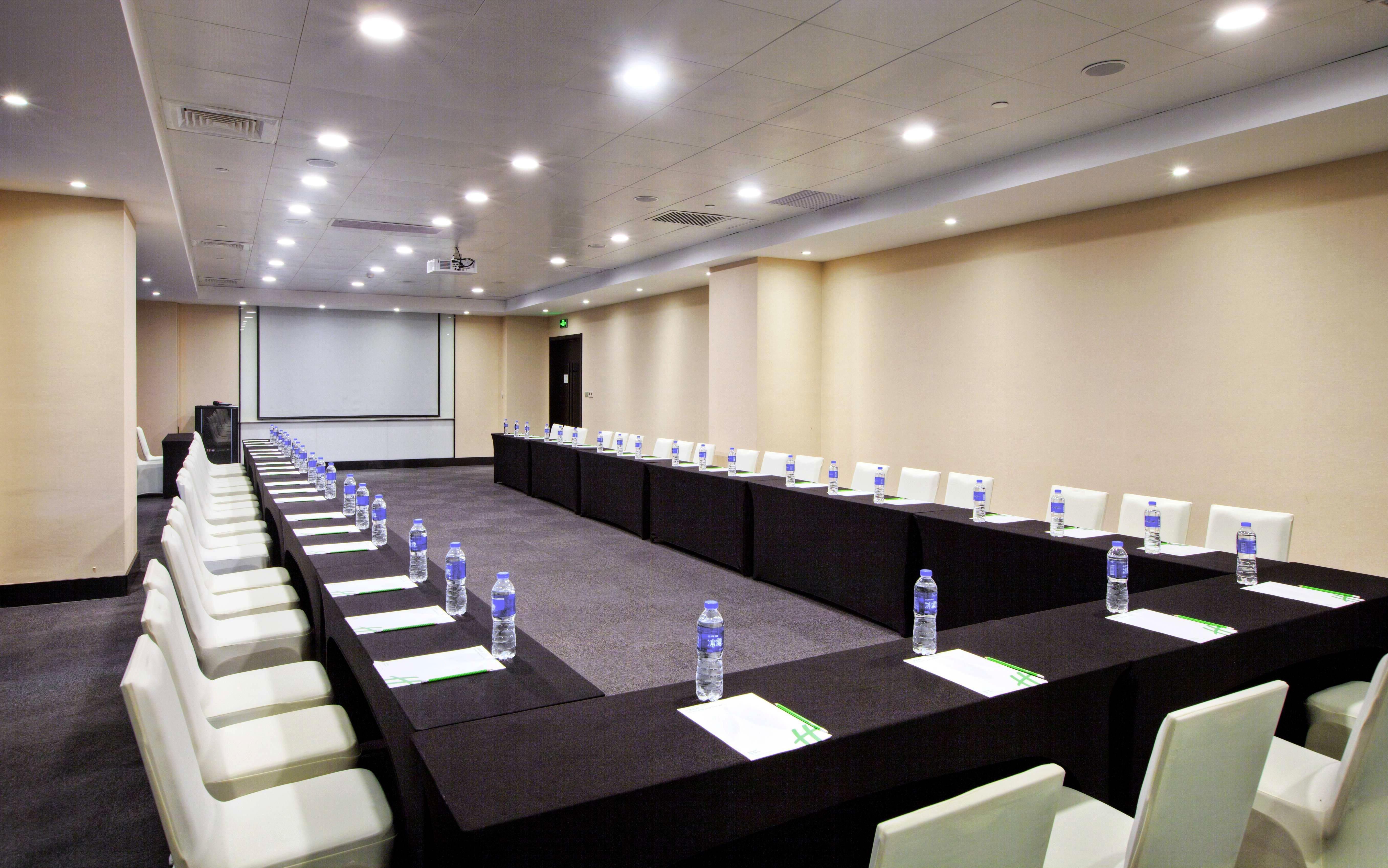Crowne Plaza Shanghai Jinshan By Ihg Exterior photo