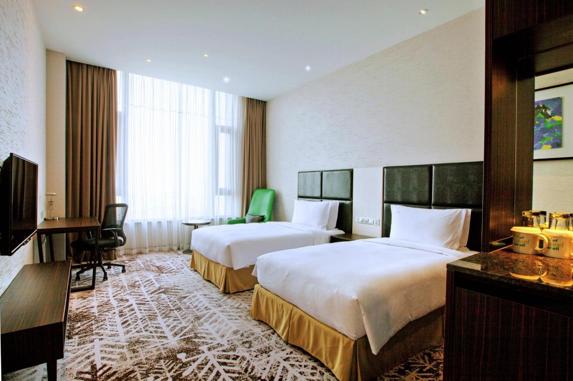 Crowne Plaza Shanghai Jinshan By Ihg Exterior photo