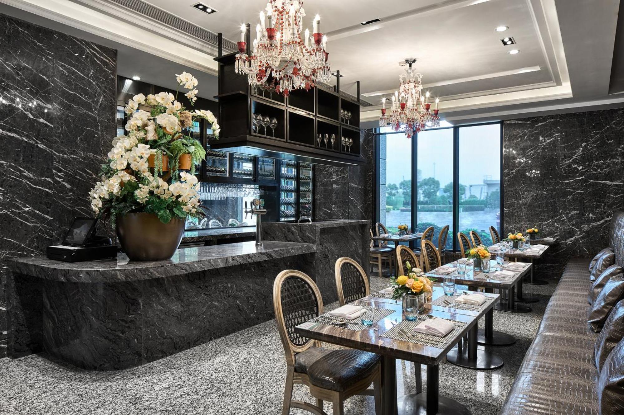 Crowne Plaza Shanghai Jinshan By Ihg Exterior photo