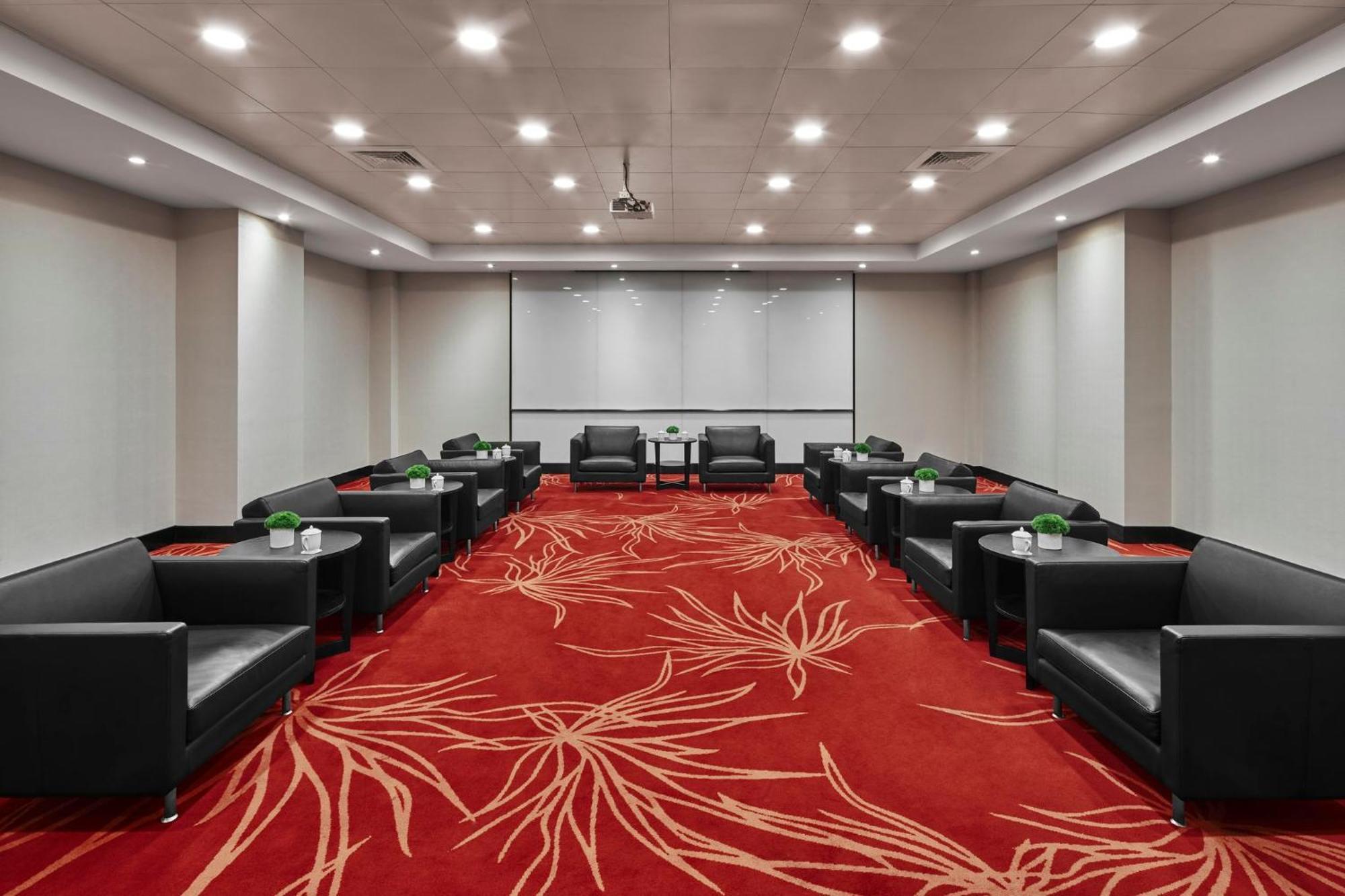 Crowne Plaza Shanghai Jinshan By Ihg Exterior photo